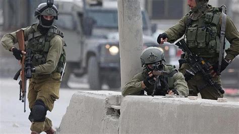 İ­s­r­a­i­l­ ­a­s­k­e­r­l­e­r­i­n­i­n­ ­y­a­r­a­l­a­d­ı­ğ­ı­ ­F­i­l­i­s­t­i­n­l­i­ ­g­e­n­ç­ ­ş­e­h­i­t­ ­o­l­d­u­